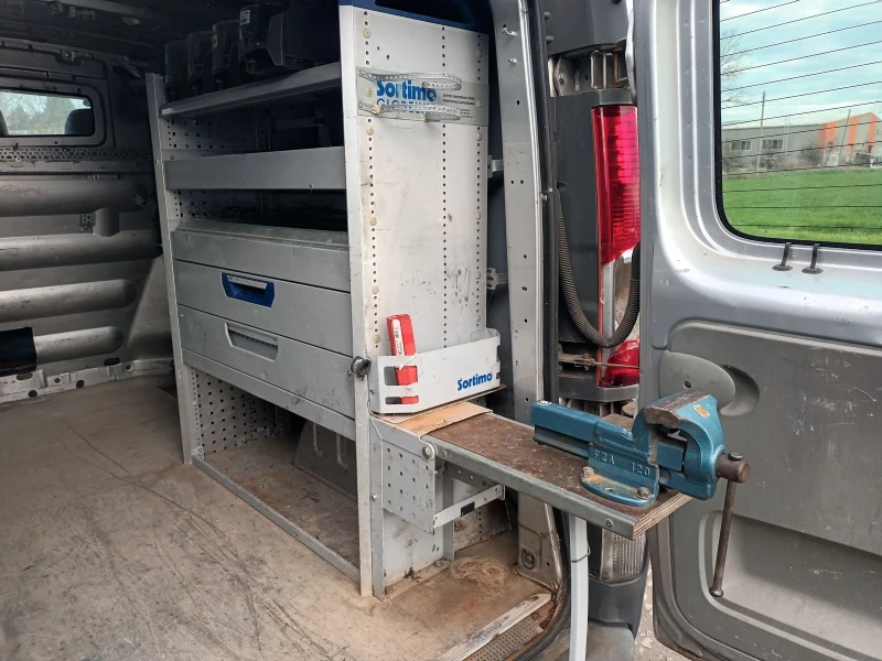 Opel Vivaro, снимка 10 - Бусове и автобуси - 52725843