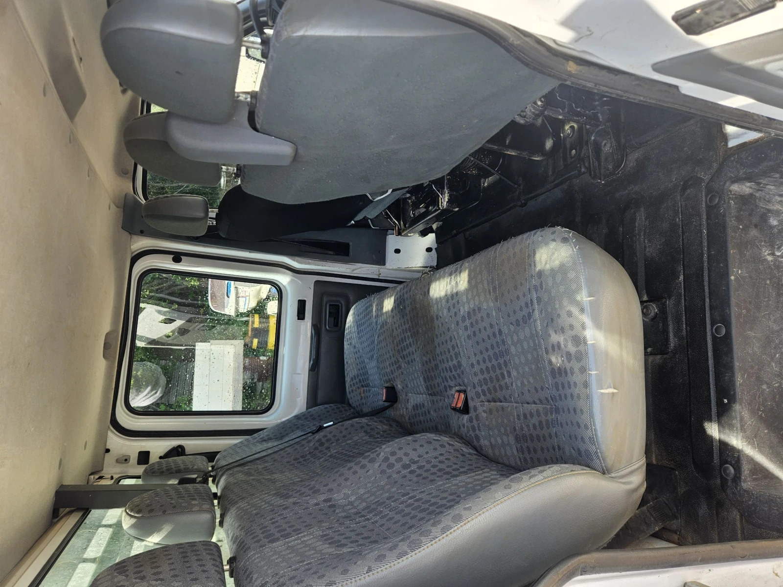 Ford Transit 2.4 TDCI - изображение 7