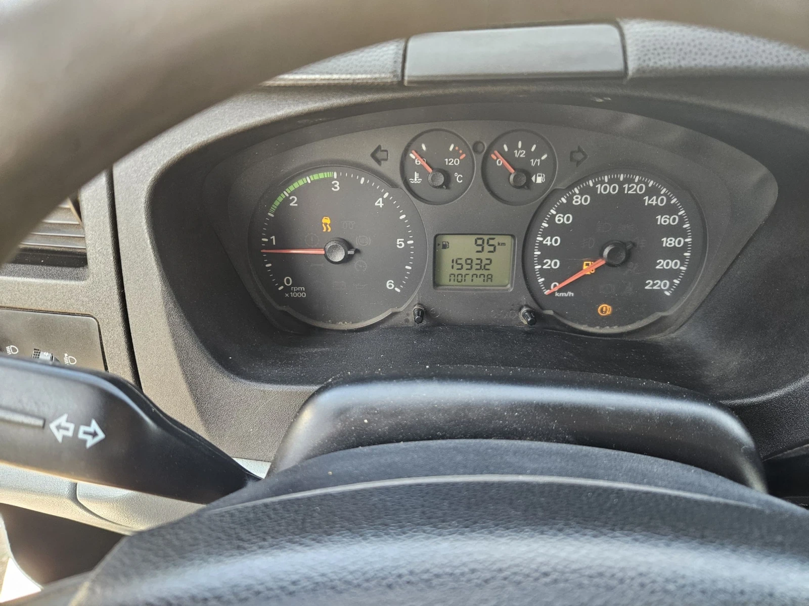 Ford Transit 2.4 TDCI - изображение 9