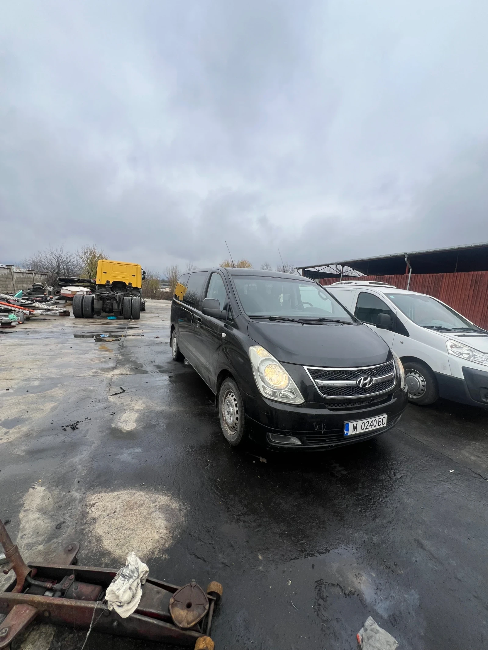 Hyundai H1 Starex - изображение 2