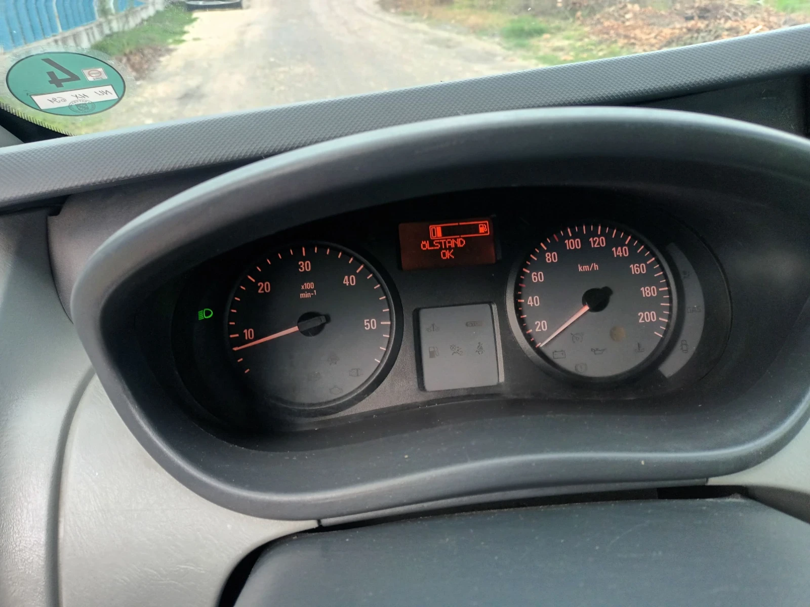 Opel Vivaro  - изображение 7