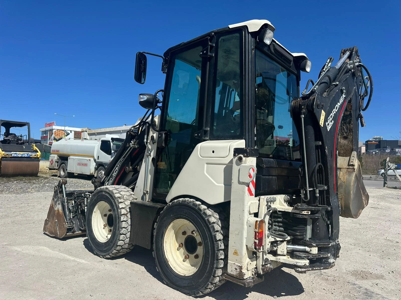 Багер Hidromek hmk 62SS
