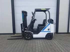 Мотокар UniCarriers, снимка 1