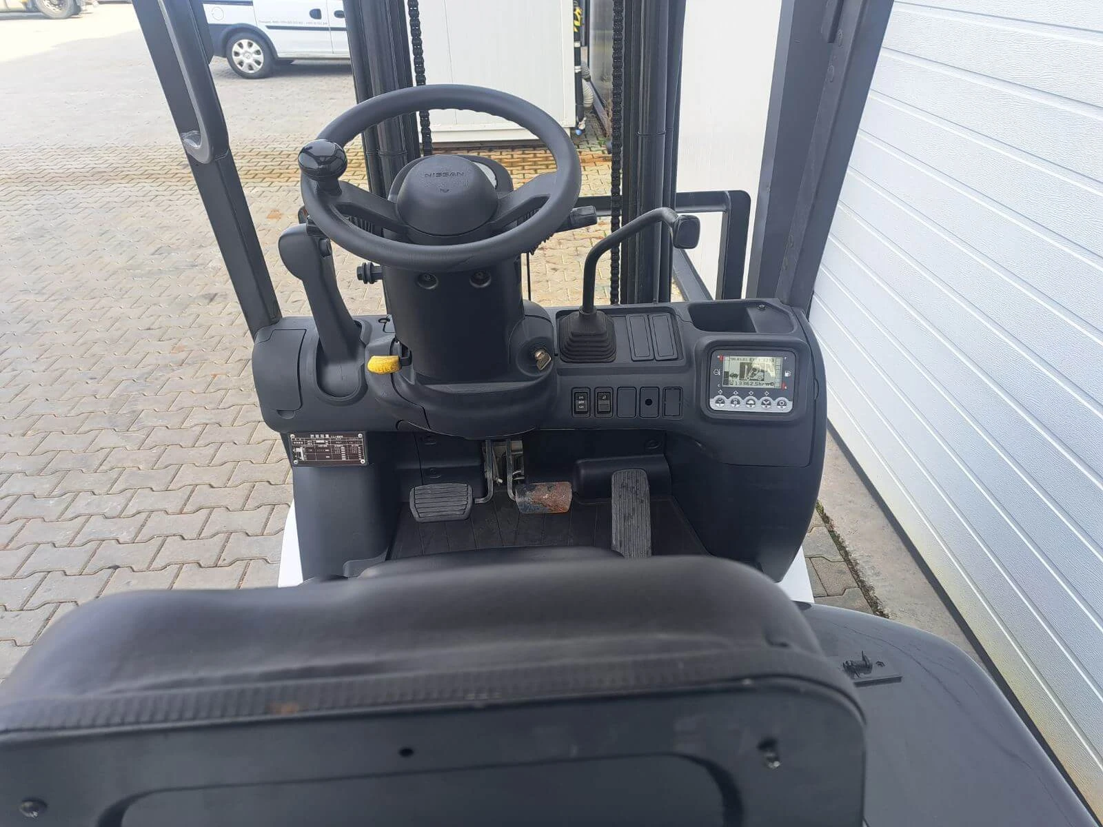 Мотокар UniCarriers, снимка 6 - Индустриална техника - 54696862