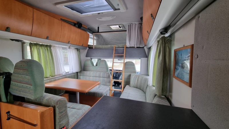 Кемпер Fiat Knaus Traveller 2.8TD Swiss , снимка 9 - Каравани и кемпери - 51777620