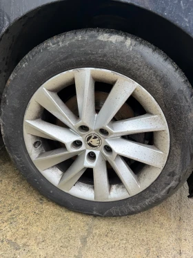 Skoda Superb 2.0tdi dsg, снимка 14