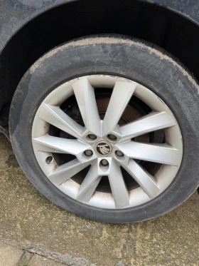 Skoda Superb 2.0tdi dsg, снимка 12