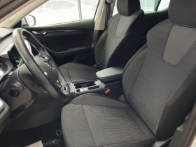 Skoda Octavia Ambition 1.0 TSI/110к.с/6М, снимка 7