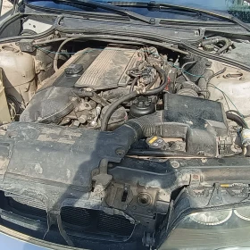 BMW 323, снимка 4