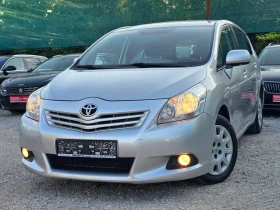 Toyota Verso 2.0D4D 126K.C. / КЛИМАТРОНИК / ТЕМПОМАТ /, снимка 1