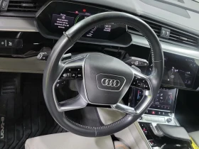 Audi E-Tron 55quattro* TECHNIK* 360* Pano* Обдух* Подгрев* , снимка 11