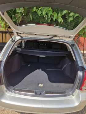 Toyota Avensis 2.2 D-CAT, снимка 11