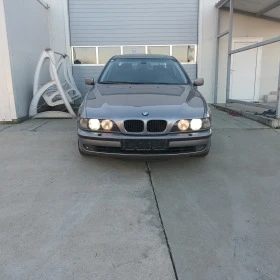     BMW 525