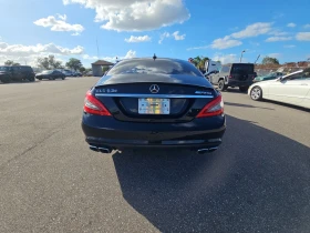 Mercedes-Benz CLS 63 AMG 4MATIC* 5.5* BI-TURBO* МАСАЖ* ОБДУХВАНЕ* КАМЕРА* Д, снимка 2