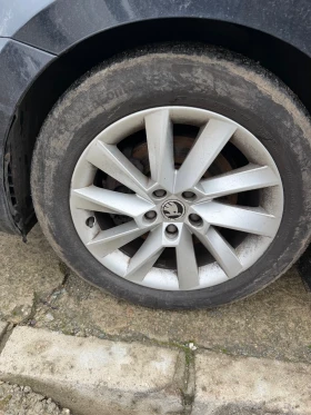 Skoda Superb 2.0tdi dsg, снимка 13