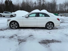 Mercedes-Benz C 300 * CARFAX * ЦЕНА ДО БГ, снимка 3