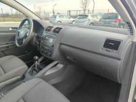 VW Golf 1.6 102  - 2999 € / 5865.53 лв. - 37197775 13