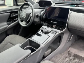 Toyota bZ4X XLE AWD* DISTRONIC* ПОДГРЕВ* ПАНОРАМА* КАМЕРА*  | Auto.bg — изображение 10
