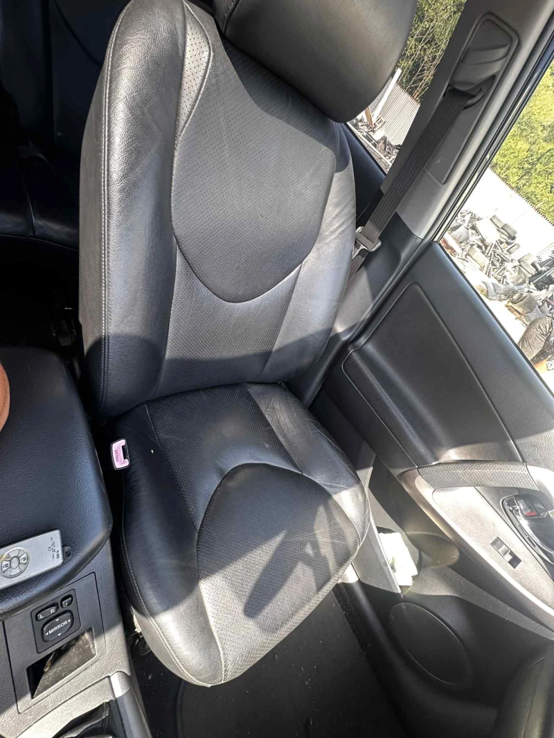 Toyota Rav4 НА ЧАСТИ 2.2 D-CAT, 177, снимка 15 - Автомобили и джипове - 52557143