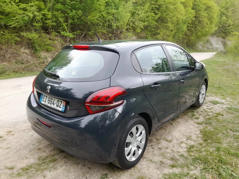 Peugeot 208, снимка 6 - Автомобили и джипове - 49486166