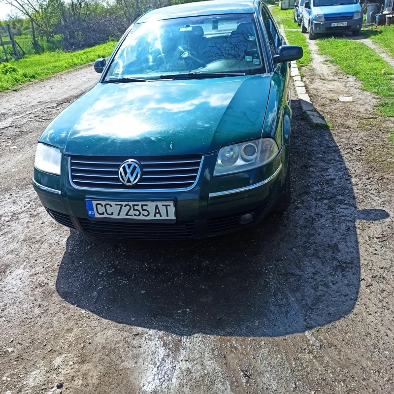 VW Passat, снимка 1 - Автомобили и джипове - 48293238