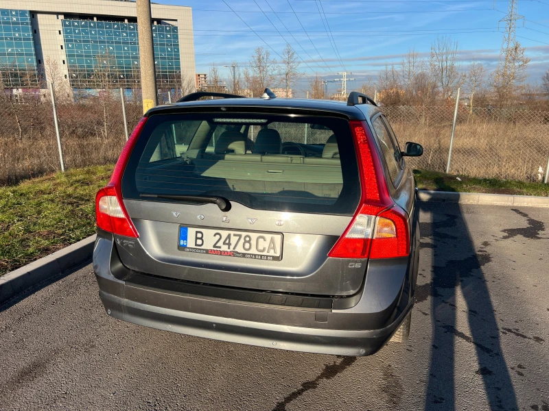 Volvo V70, снимка 8 - Автомобили и джипове - 49543142