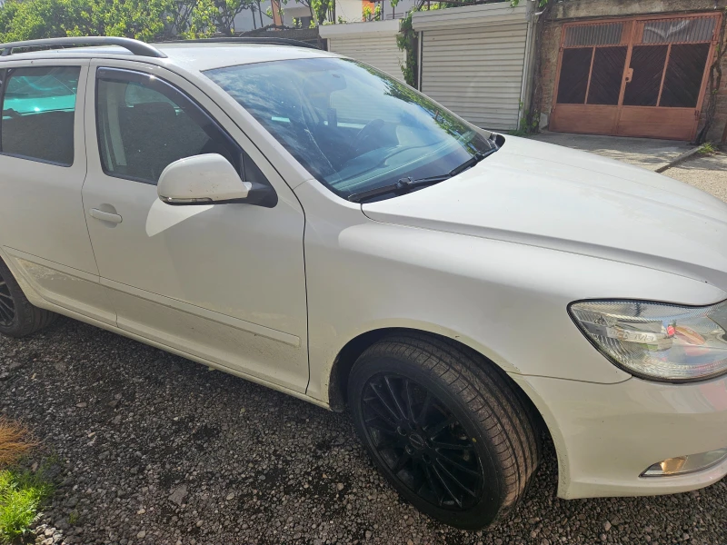 Skoda Octavia, снимка 9 - Автомобили и джипове - 48245729