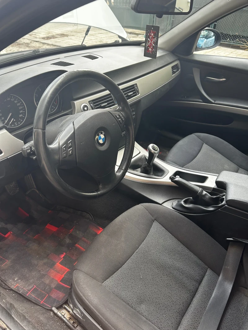 BMW 320 2.0, снимка 6 - Автомобили и джипове - 49494756