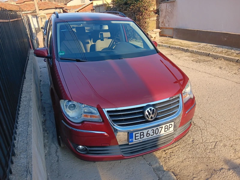 VW Touran 2.0tdi 170кс 2008год 7местен обслужен, снимка 10 - Автомобили и джипове - 49520019