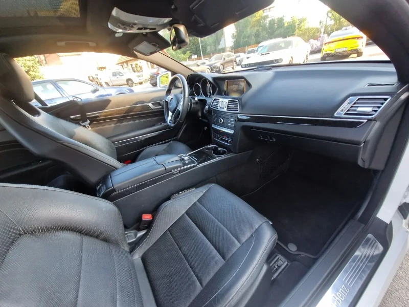 Mercedes-Benz E 400 4 MATIK, , 57000км!!! Всички екстри, снимка 12 - Автомобили и джипове - 50741375