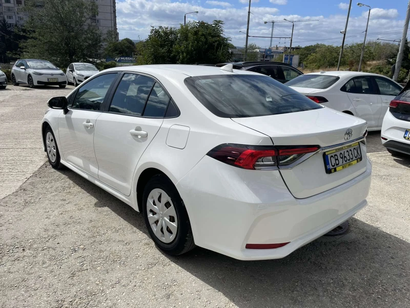 Toyota Corolla 1.5 DYNAMIC FORCE, снимка 4 - Автомобили и джипове - 51178608