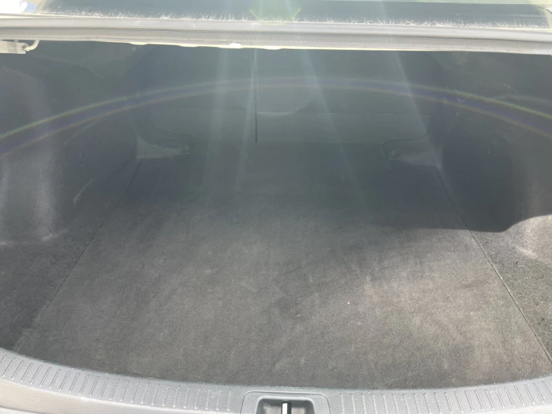 Toyota Corolla 1.5 DYNAMIC FORCE, снимка 14 - Автомобили и джипове - 51178608