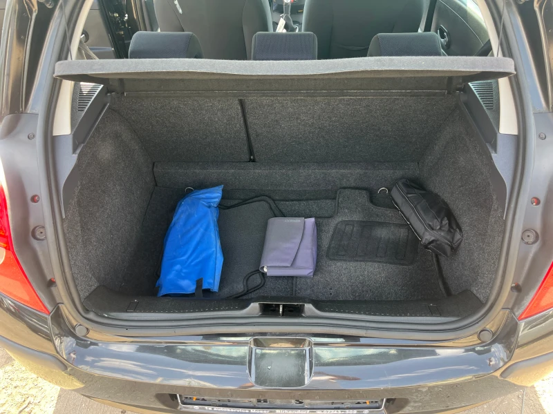 Renault Clio 1.6 БЕНЗИН, снимка 10 - Автомобили и джипове - 51194355