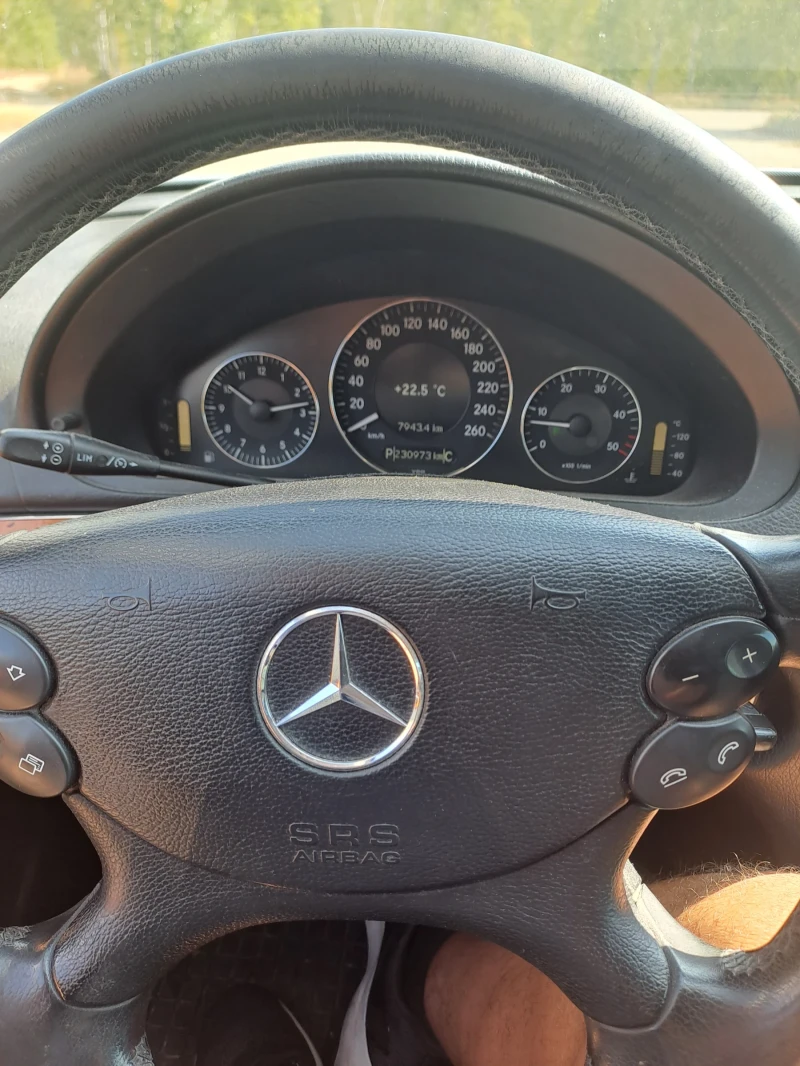 Mercedes-Benz E 280, снимка 5 - Автомобили и джипове - 52252520