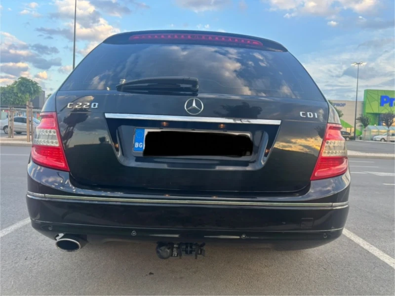 Mercedes-Benz C 220, снимка 5 - Автомобили и джипове - 52112330
