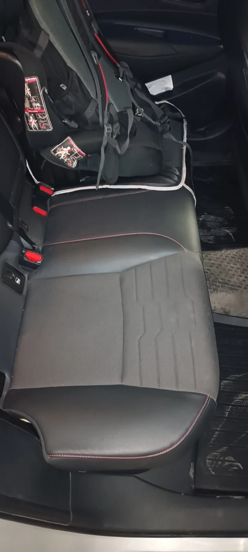 Toyota Corolla TS luxury+ Pano 2.0 HUD Matrix lights, снимка 5 - Автомобили и джипове - 52809793