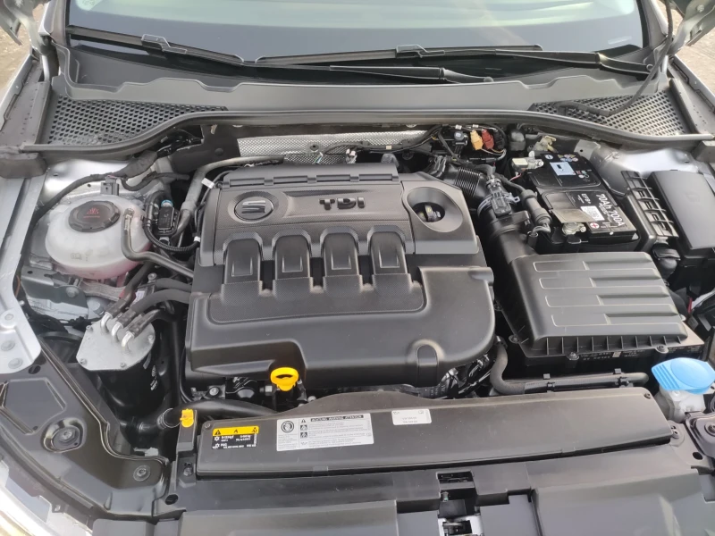 Seat Leon 1.6tdi DSG Swiss Mocean, снимка 8 - Автомобили и джипове - 52818947