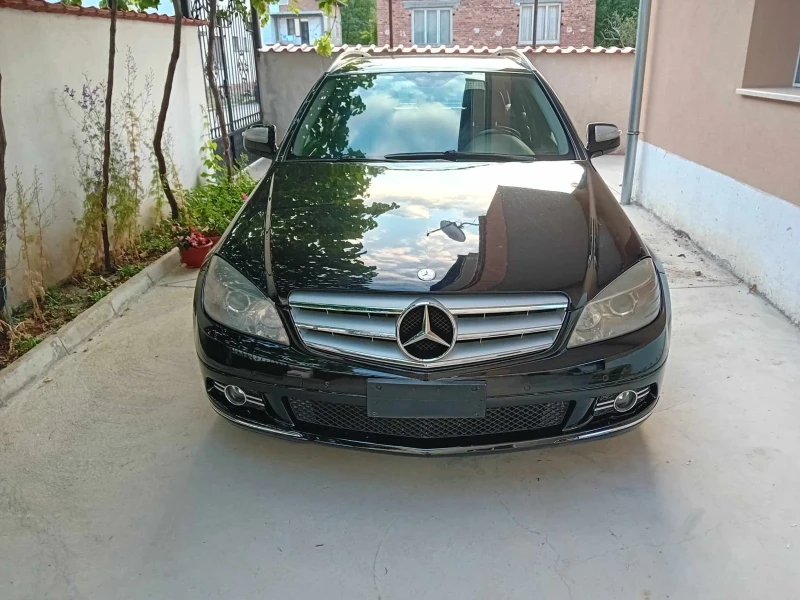 Mercedes-Benz C 220, снимка 11 - Автомобили и джипове - 52899960