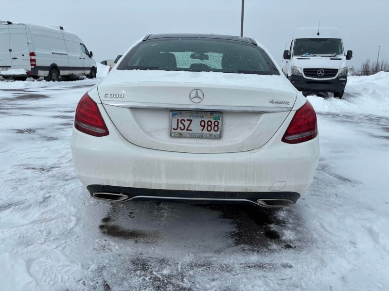 Mercedes-Benz C 300 * CARFAX * ЦЕНА ДО БГ, снимка 5 - Автомобили и джипове - 53306761