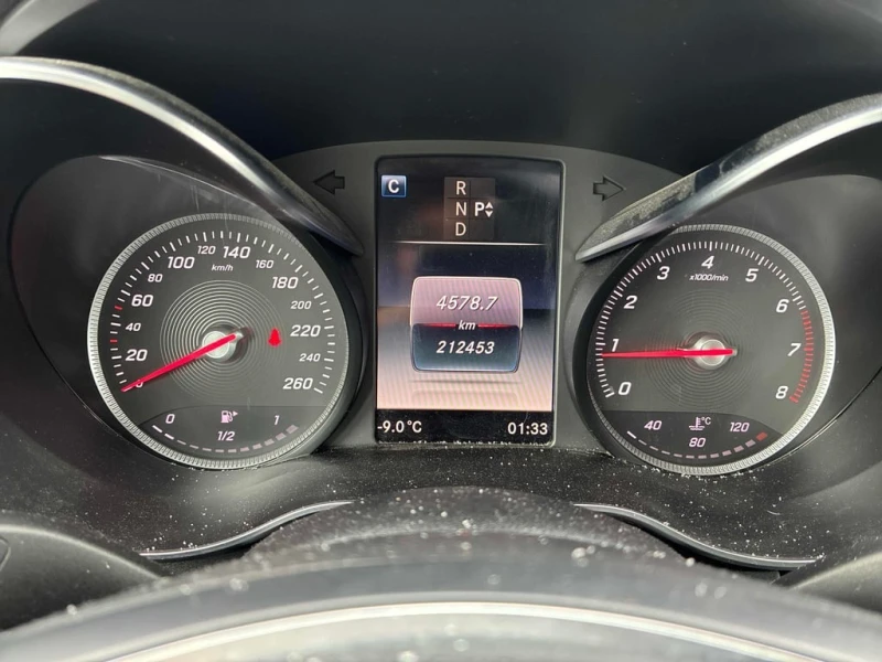 Mercedes-Benz C 300 * CARFAX * ЦЕНА ДО БГ, снимка 8 - Автомобили и джипове - 53306761