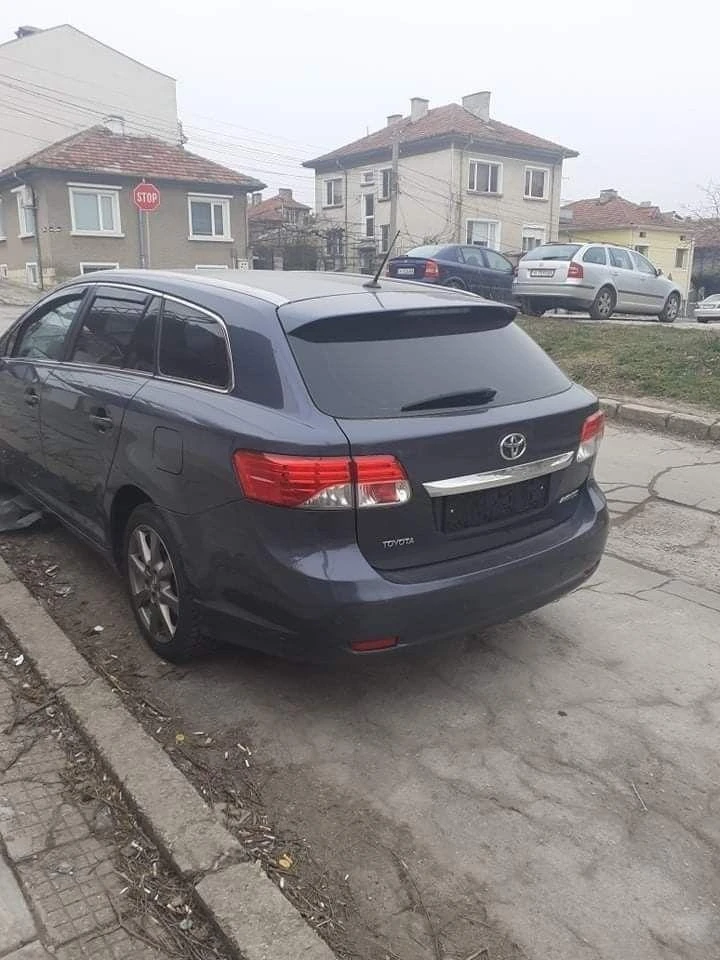 Toyota Avensis 2.2  177k.c На Части 0894533522 - изображение 3