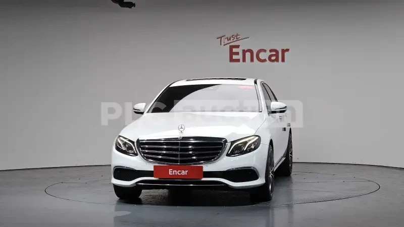 Mercedes-Benz E 220 Подгрев - Обдухване - Бурмейстер - Крайна цена!