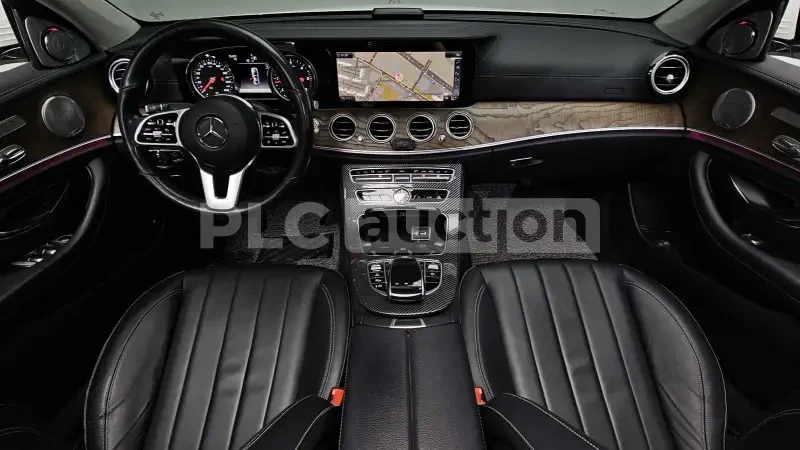 Mercedes-Benz E 220 Подгрев - Обдухване - Бурмейстер - Крайна цена!, снимка 7 - Автомобили и джипове - 54526185