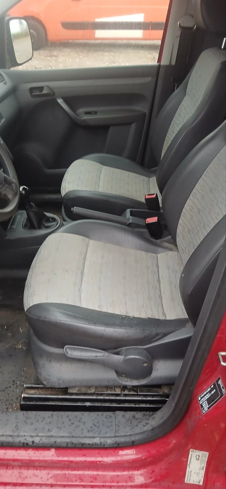 VW Caddy, снимка 8 - Автомобили и джипове - 55729830