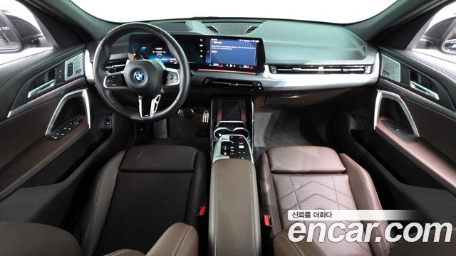 BMW iX2, снимка 7 - Автомобили и джипове - 56282226