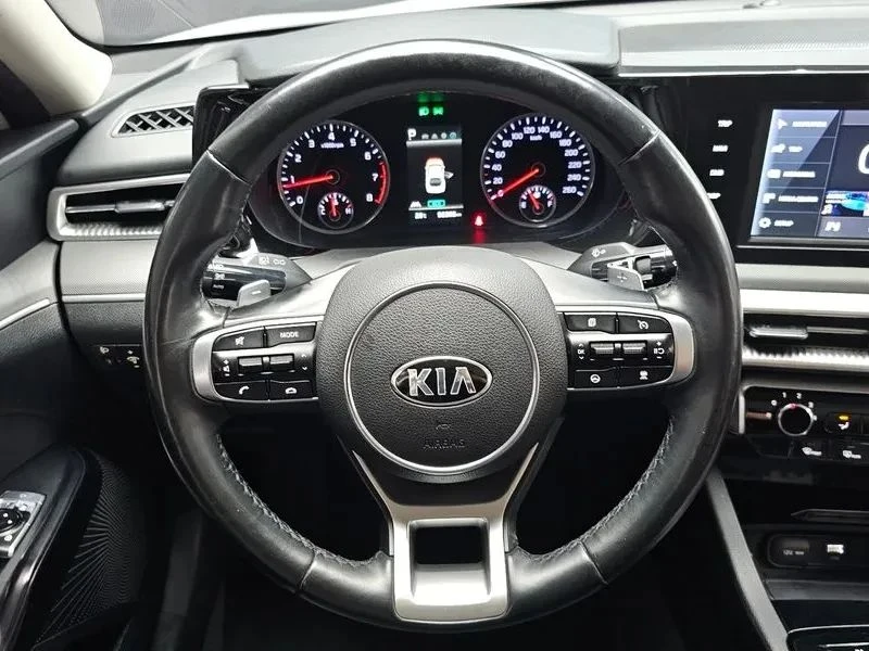 Kia K5, снимка 12 - Автомобили и джипове - 56688196