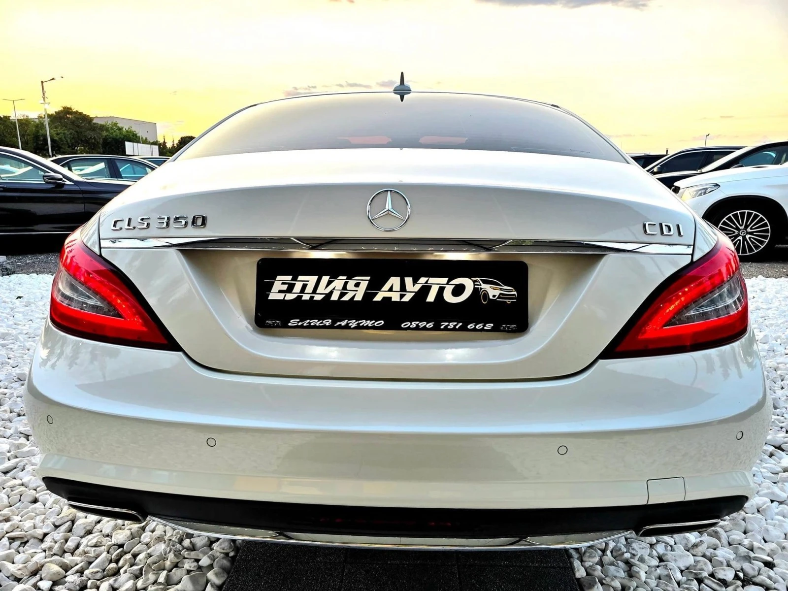 Mercedes-Benz CLS 350 FULL AMG 6.3 PACK ПАНОРАМЕН ЛЮК ЛИЗИНГ 100% - изображение 8