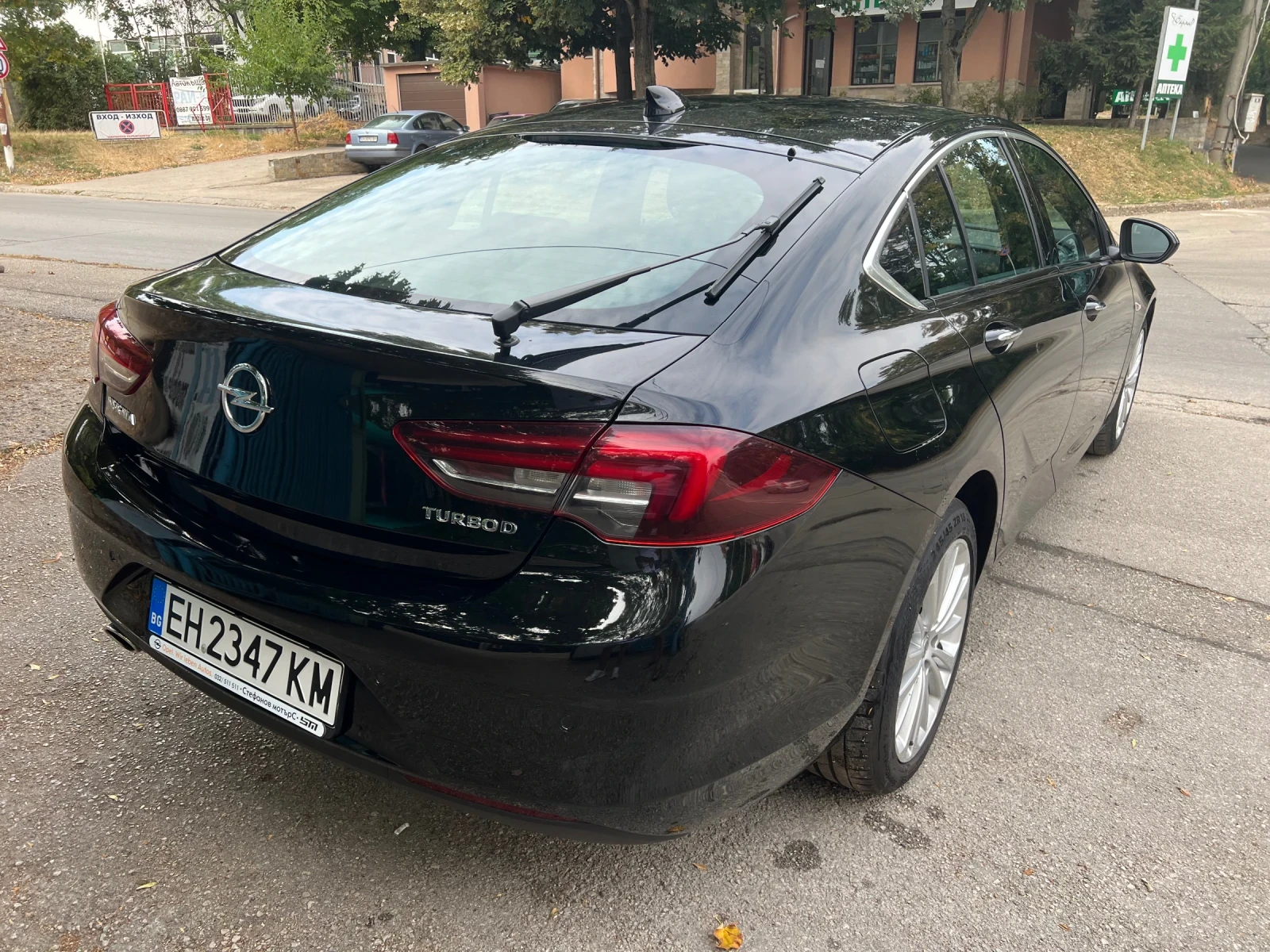 Opel Insignia 2.0d - изображение 5