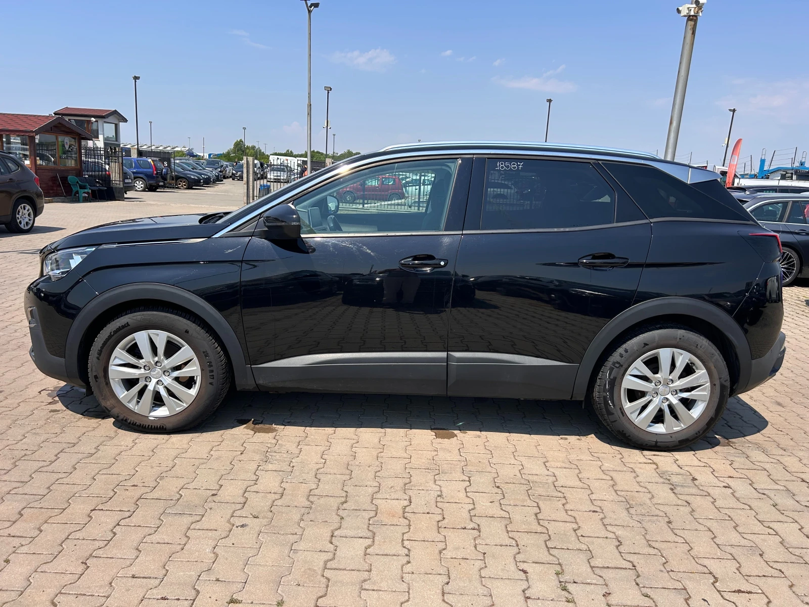 Peugeot 3008 1.6HDI NAVI EURO 6 - изображение 9