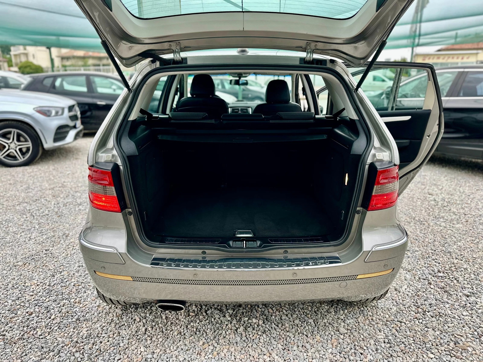 Mercedes-Benz B 170 1.7 i -Сервизна История - изображение 10